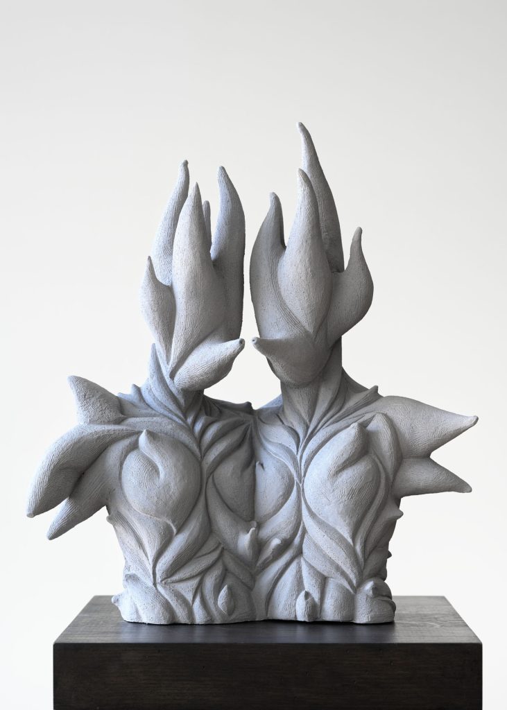 Letmý polibek, 2023, keramika, 50x25x56 cm